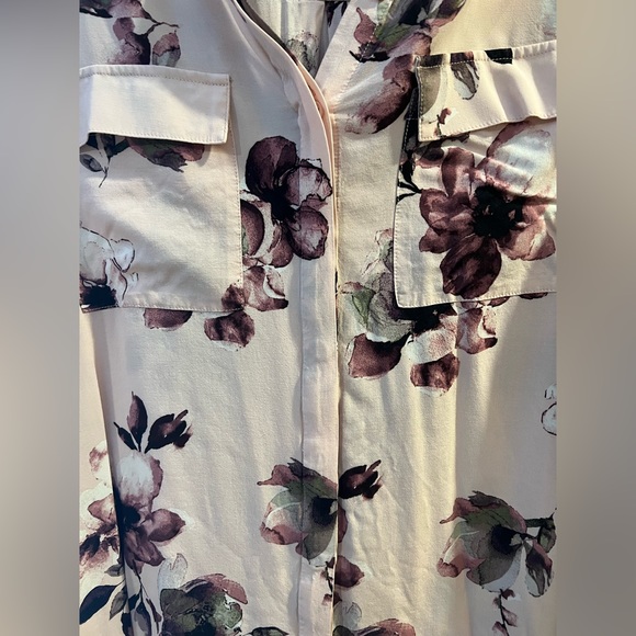 Light Pink Blouse - Picture 3 of 3